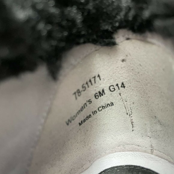 Johnston & Murphy Womens 6 Suede & Faux Fur Cuff Ankle Mid Boots Booties Black - Picture 9 of 10